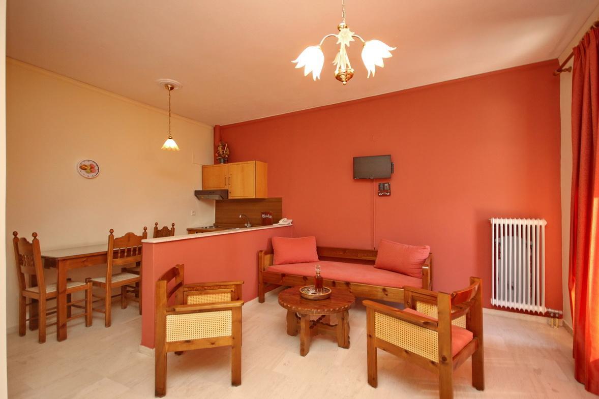 Hotel Marialena Epidaurus ภายนอก รูปภาพ